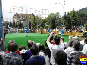 Fotbal in centrul orasului Piatra Neamt 